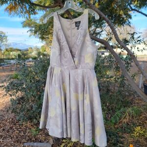 Adrianna Papell Silver Yellow Floral Party Dress Large